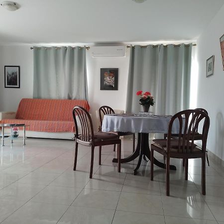 Apartments Mila & Miro Split Bagian luar foto