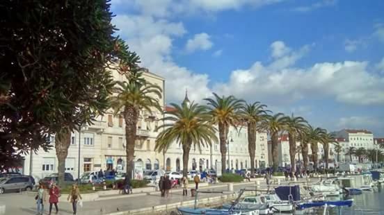 Apartments Mila & Miro Split Bagian luar foto